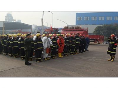 2014年1月配合金华市消防支队进行危险化学品事故...